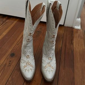 Women’s Leather Cow Girl Boots